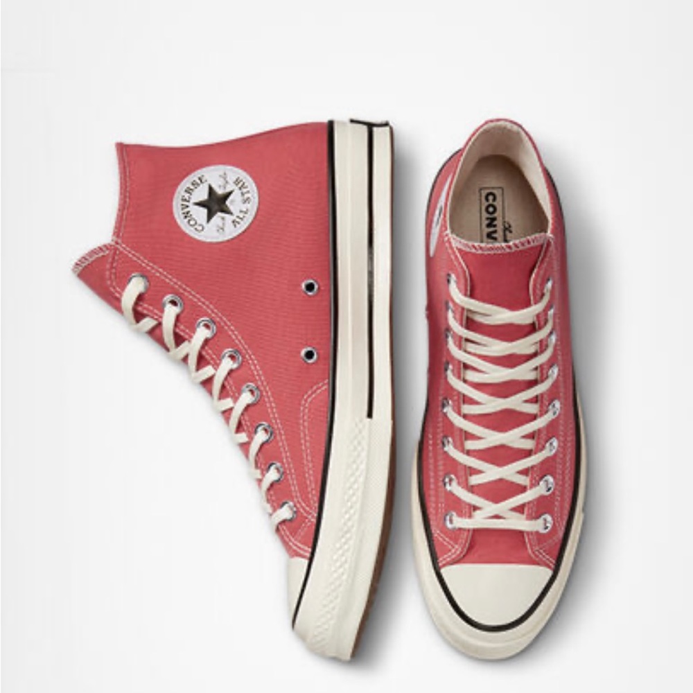 Rhubarb Pie/Egret/Black Converse Chuck 70